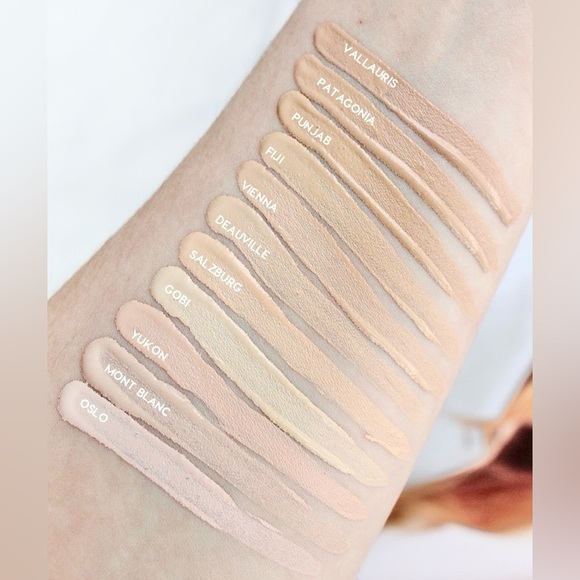 NARS Natural Radiant Longwear Foundation in Color: “Salzburg” **NEW!!🎁** - Picture 3 of 4